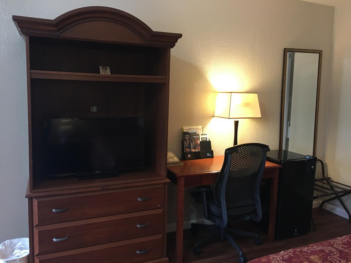 Durham Skyland Inn Ngoại thất bức ảnh