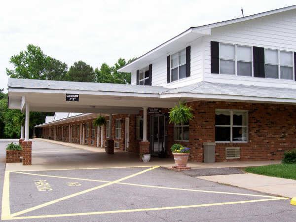 Durham Skyland Inn Ngoại thất bức ảnh